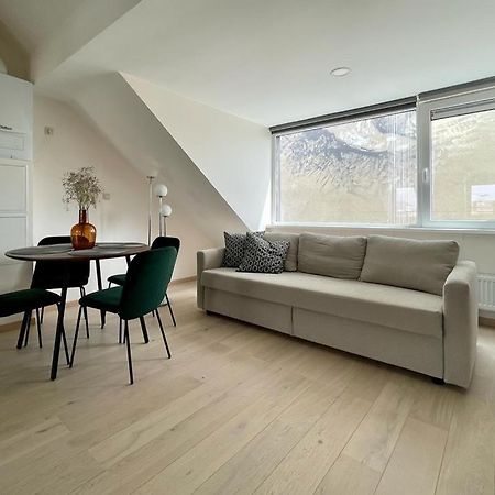 Charming Duplex On The Canal بروكسل المظهر الخارجي الصورة