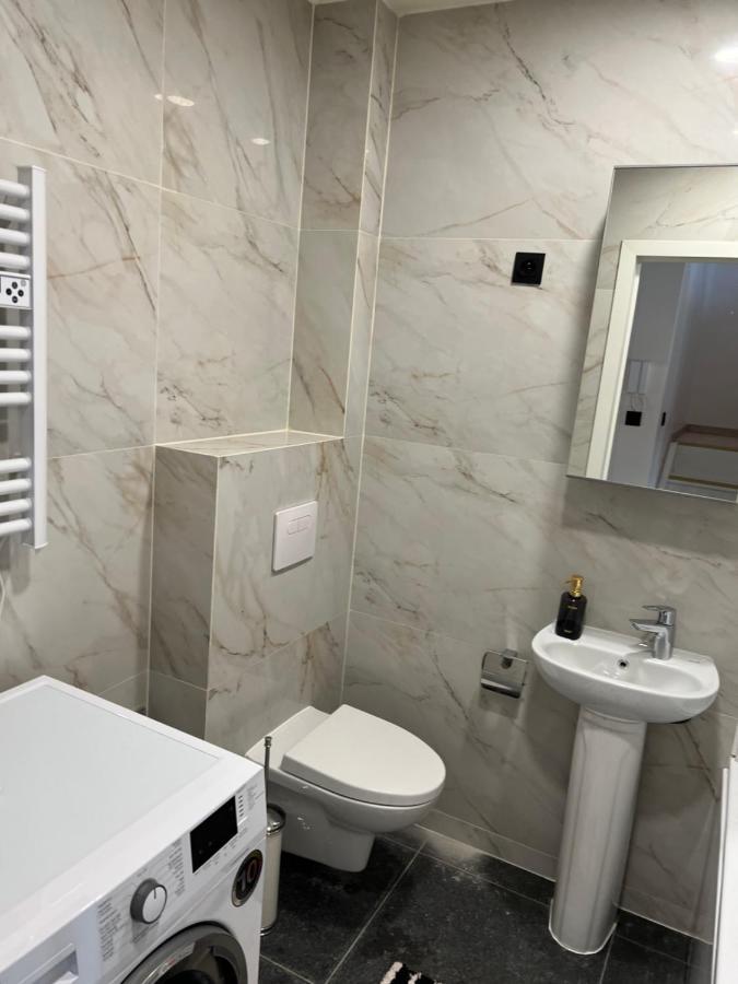 Charming Duplex On The Canal بروكسل المظهر الخارجي الصورة