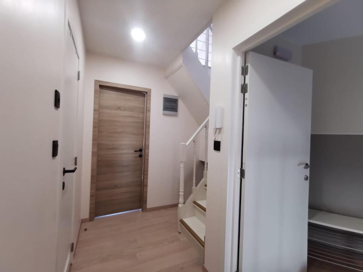 Charming Duplex On The Canal بروكسل المظهر الخارجي الصورة